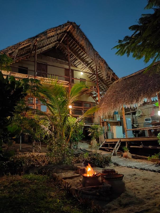 Casa Surf Lodge - Tofo Экстерьер фото